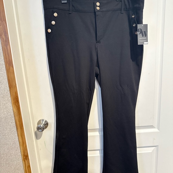 Nine West Black Women's Pants with Gold Button Accents - Picture 5 of 5